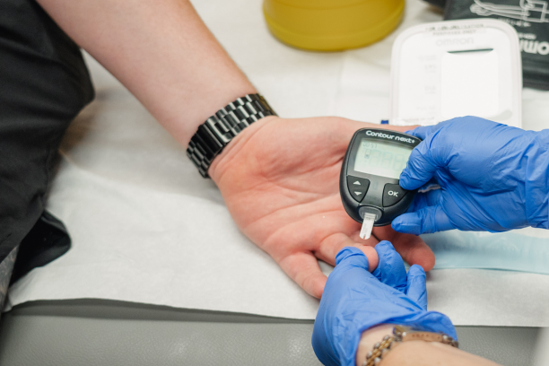 Diabetes tests and services available in community pharmacies