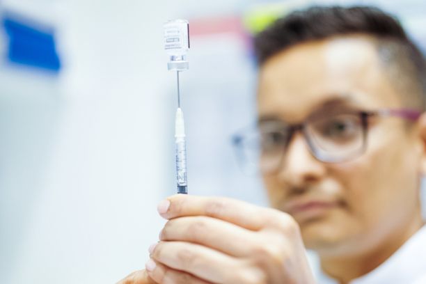 pharmacist vaccine